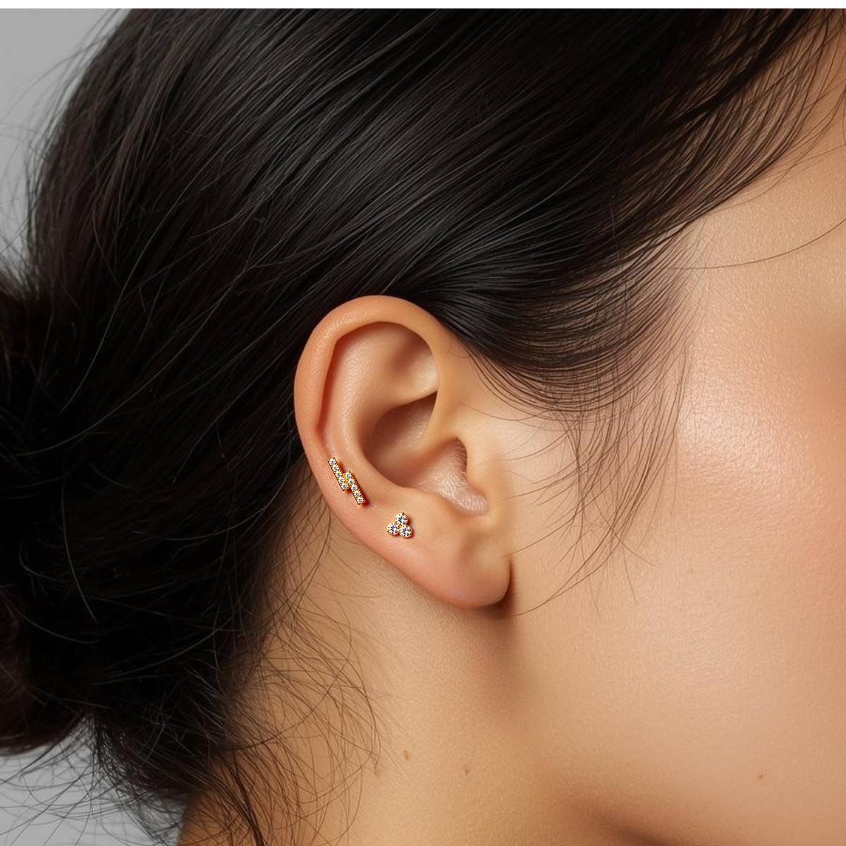 Mini Clover Titanium Flat Back Stud Earring